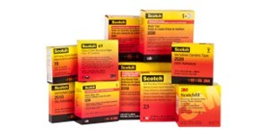 Image des rubans Rubans électriques en caoutchouc, présentant une sélection de rubans en caoutchouc et en mastic utilisés pour l'isolation, la connexion, l'étanchéité à l'humidité des câbles et la réparation des gaines de câbles endommagées.
