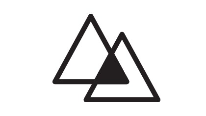 Contour de deux triangles qui se chevauchent, l'un légèrement décalé devant l'autre.
