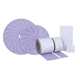 Disques et coupes de ponçage 3M assortis, à structure multitrous
